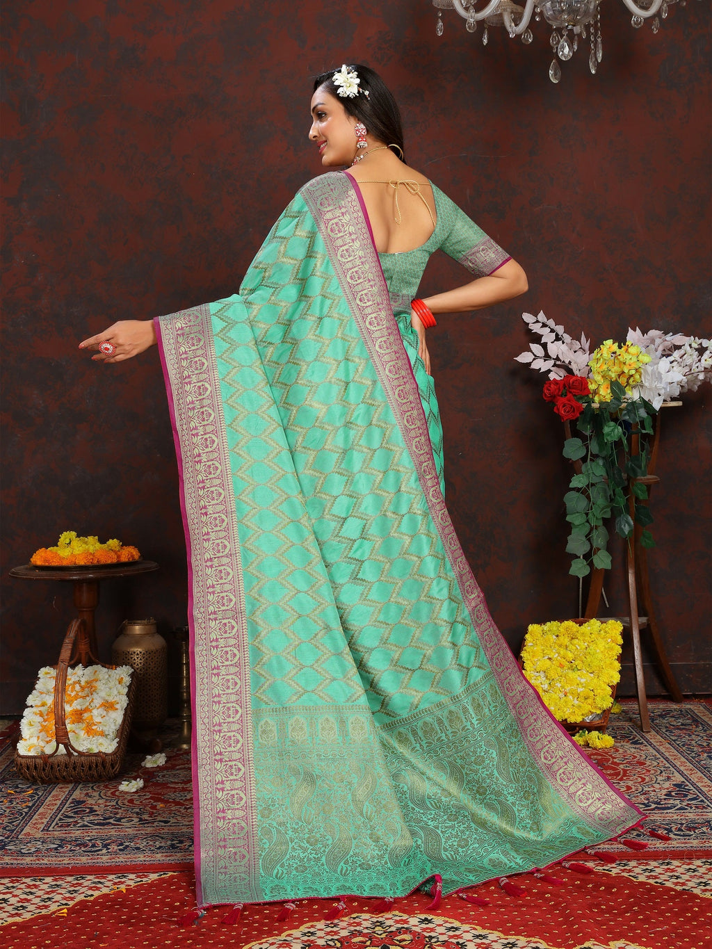 Vedant Vastram See Green Color Banarasi Silk Saree - See Green | Grocsy