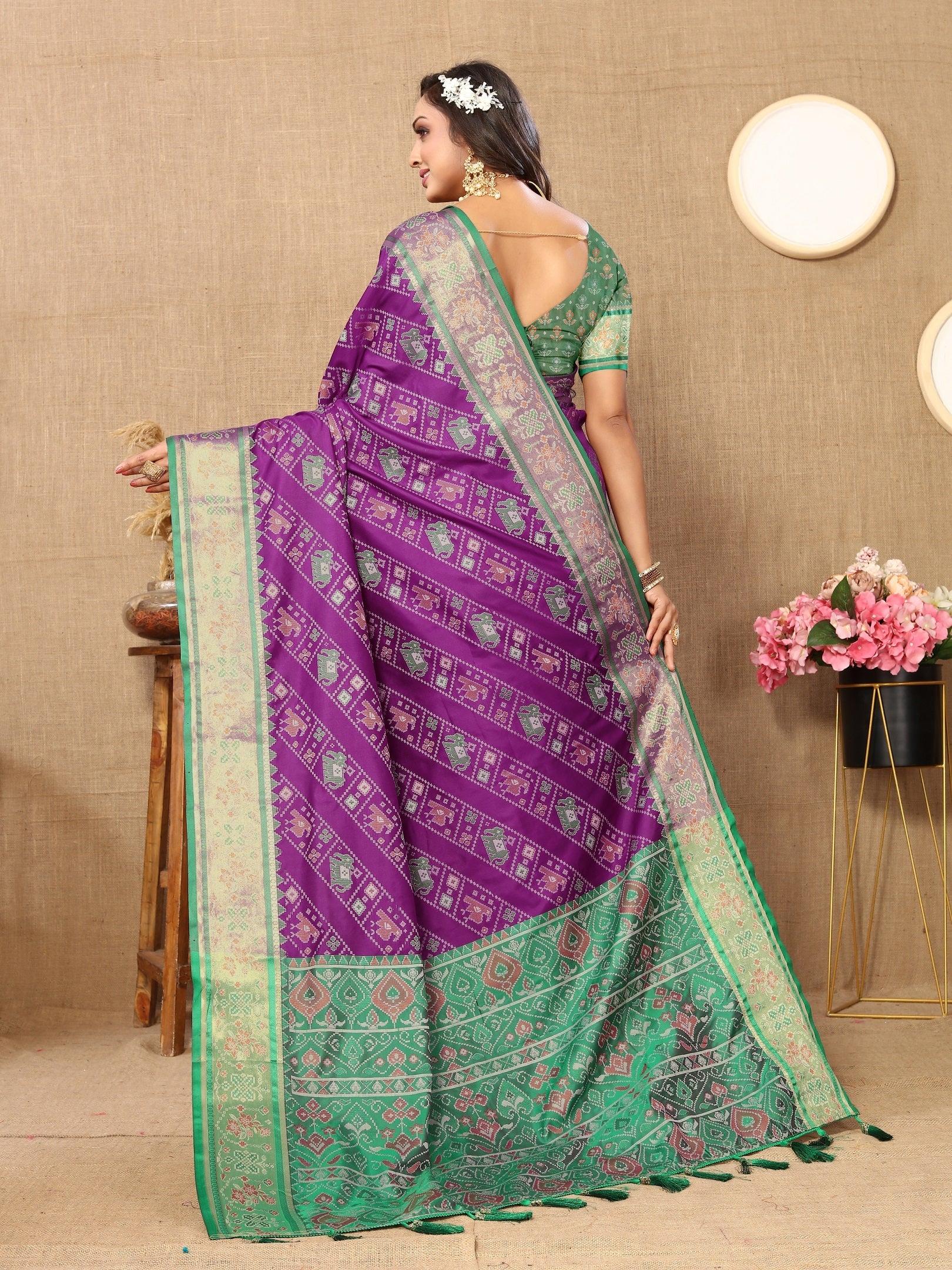 Vedant Vastram Purple Color Kanjeevaram Patola Silk Saree - Purple | Grocsy