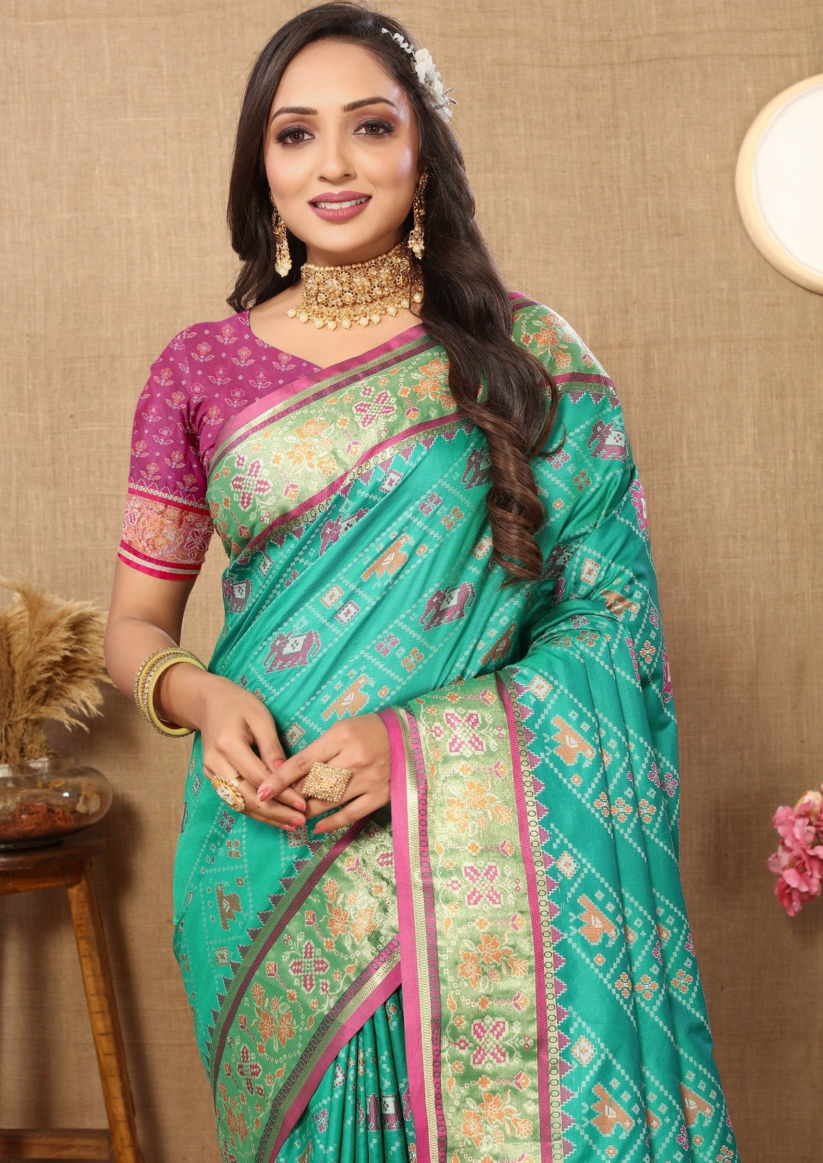 Vedant Vastram See Green Color Kanjeevaram Patola Silk Saree - See Green | Grocsy