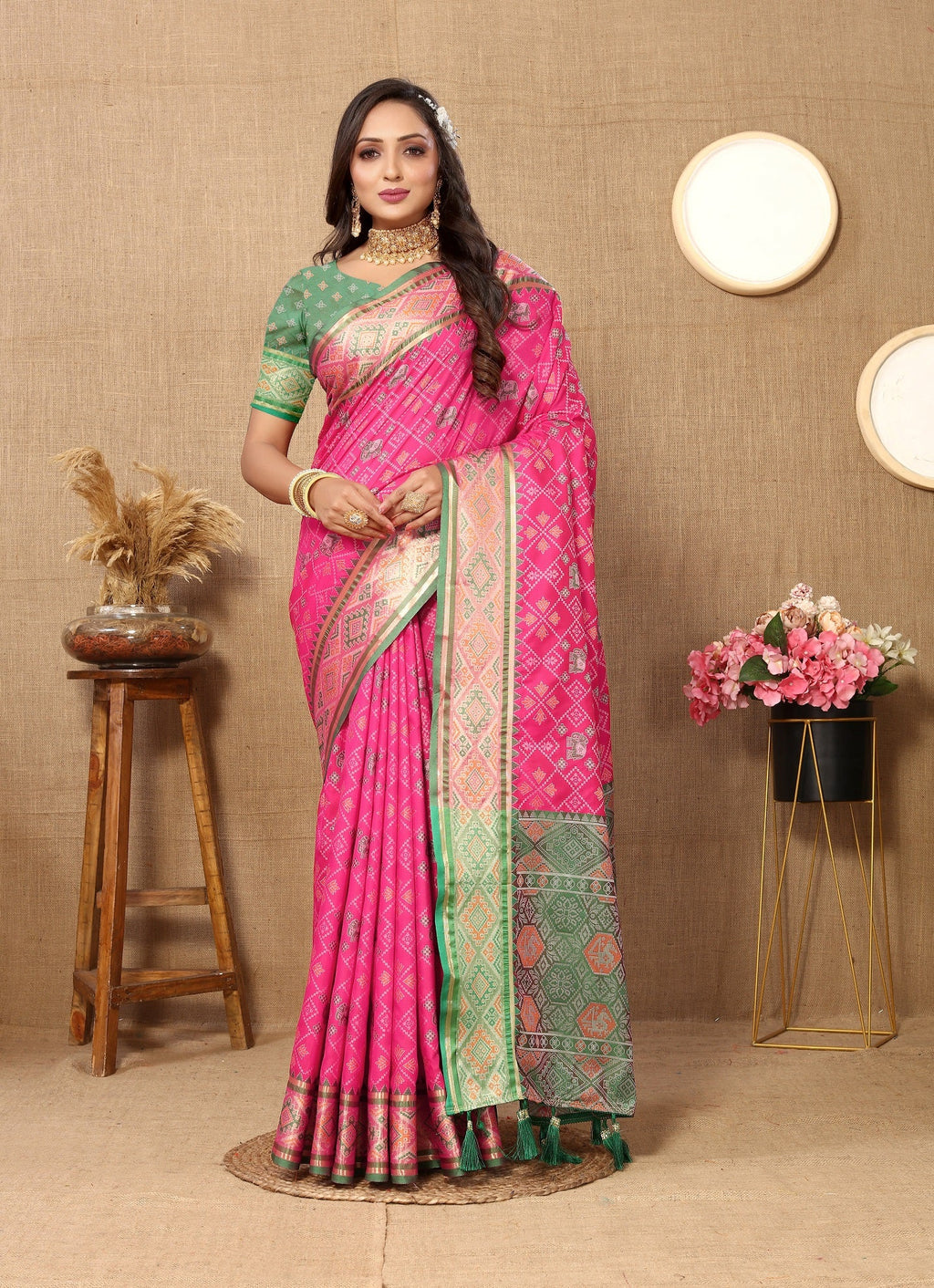 Vedant Vastram Pink Color Kanjeevaram Patola Silk Saree - Pink | Grocsy