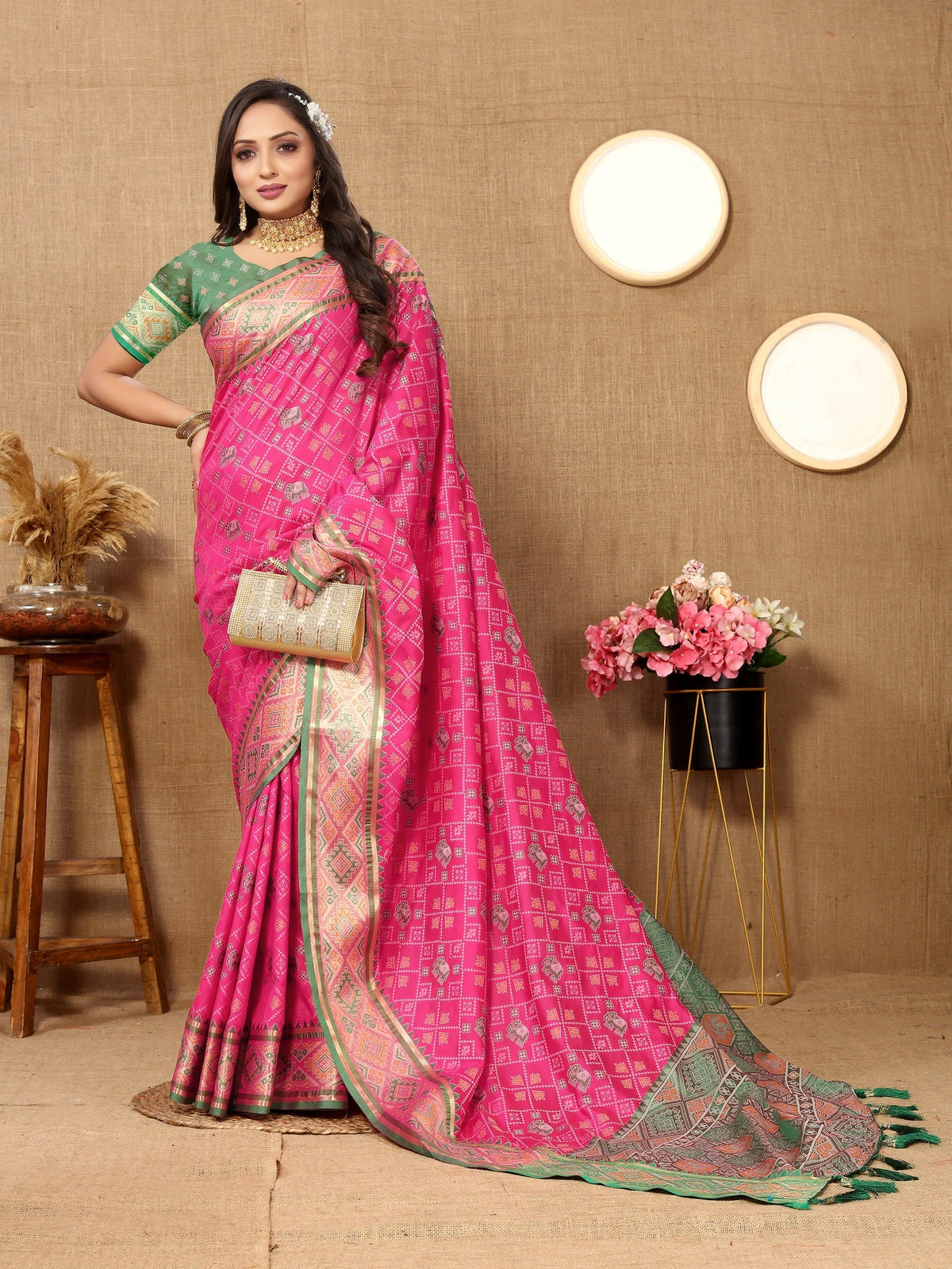 Vedant Vastram Pink Color Kanjeevaram Patola Silk Saree - Pink | Grocsy