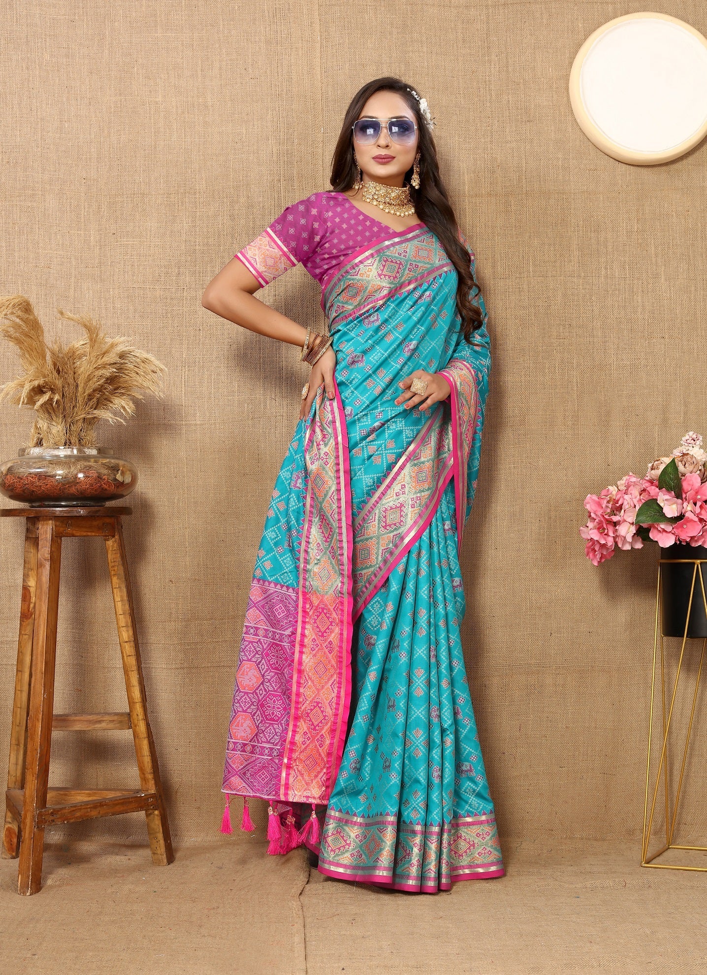 Vedant Vastram Rama Color Kanjeevaram Patola Silk Saree - Rama | Grocsy