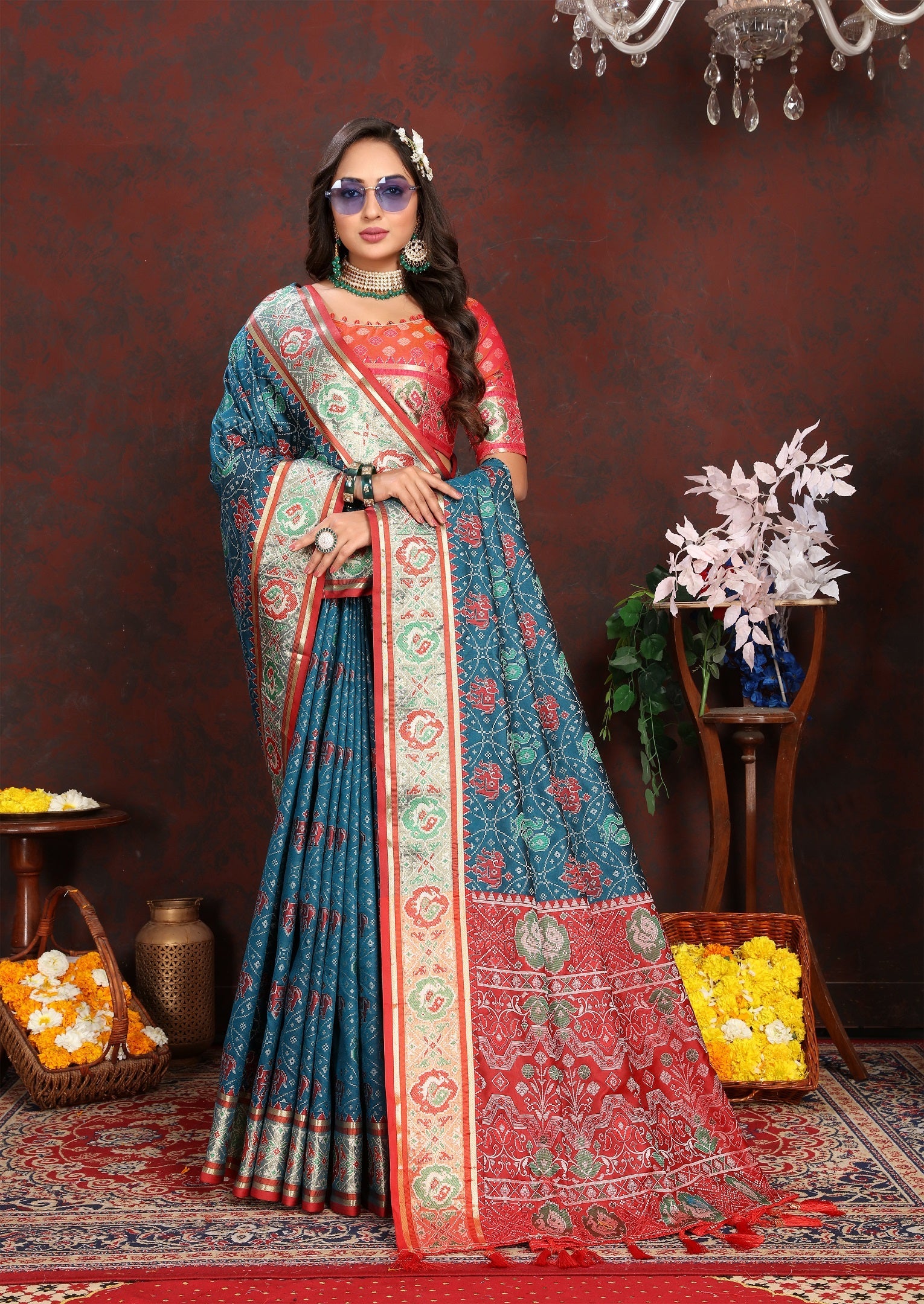 Vedant Vastram Navy Blue Color Kanjeevaram Patola Silk Saree - Navy Blue | Grocsy