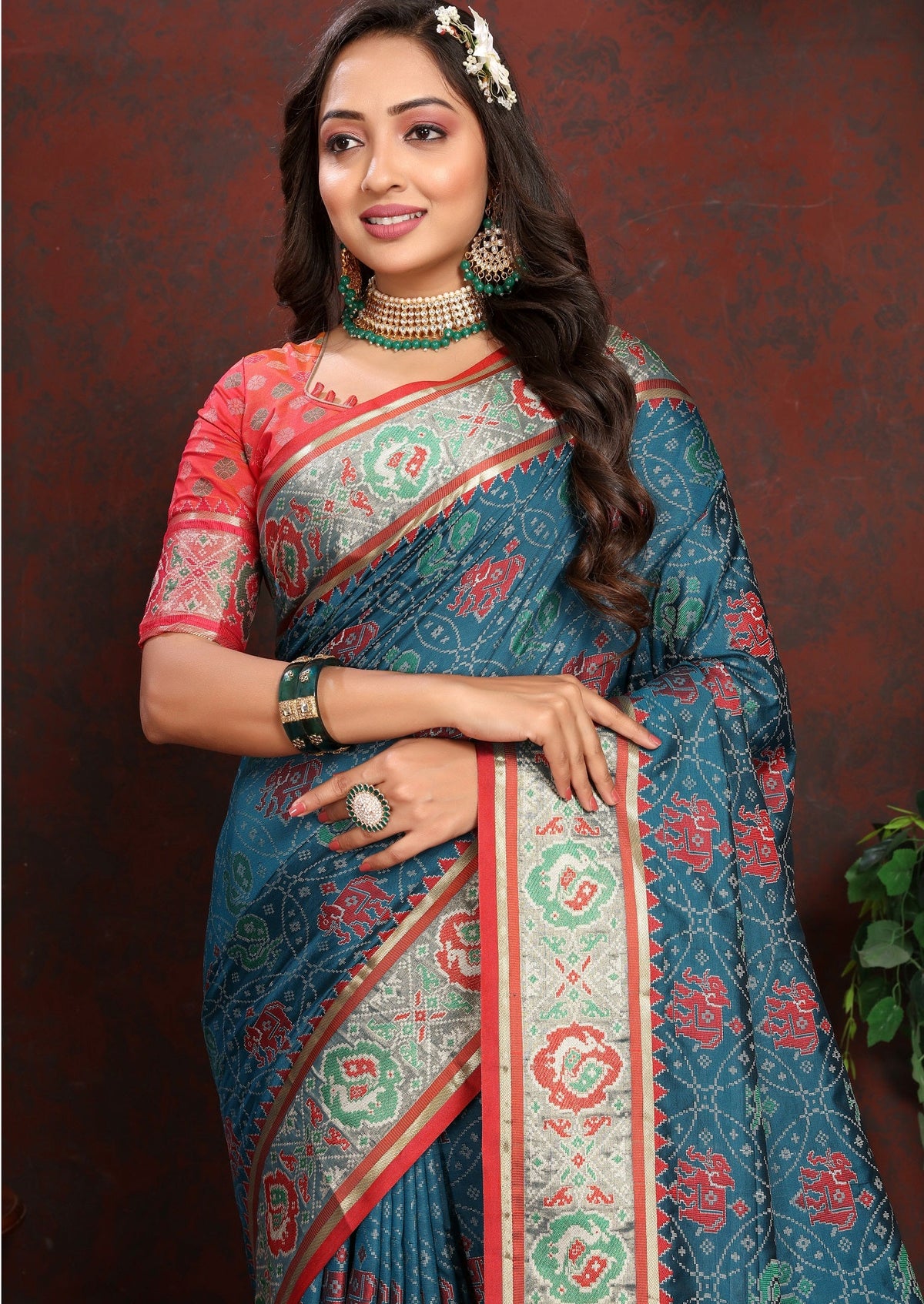 Vedant Vastram Navy Blue Color Kanjeevaram Patola Silk Saree - Navy Blue | Grocsy