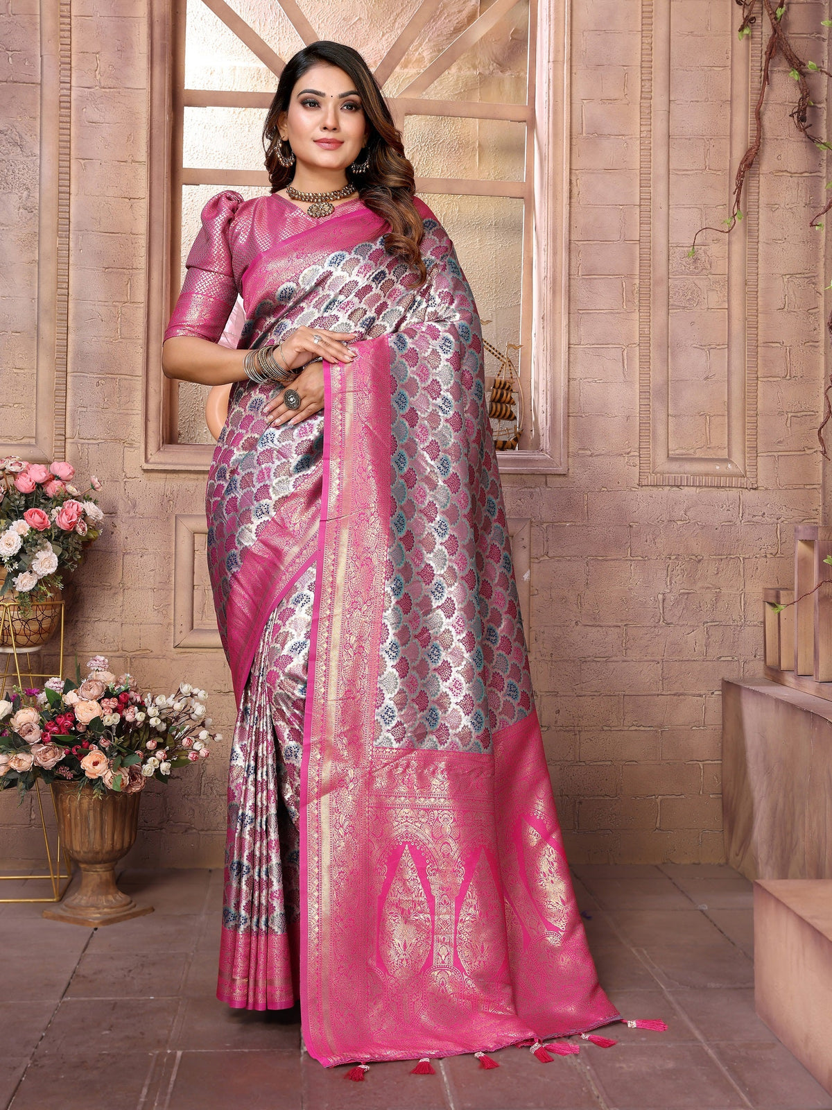 Vedant Vastram Soft Litchi Silk Kanjeevaram Silk Saree - Pink | Grocsy