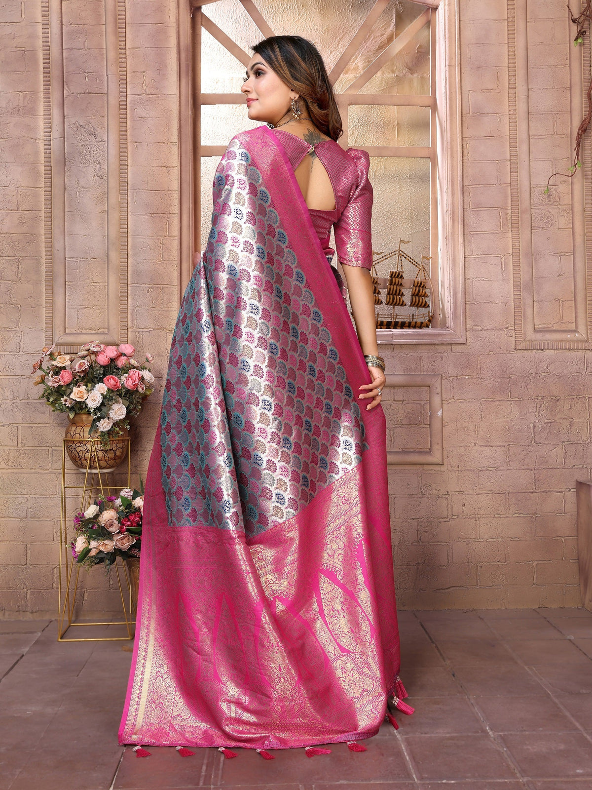 Vedant Vastram Soft Litchi Silk Kanjeevaram Silk Saree - Pink | Grocsy