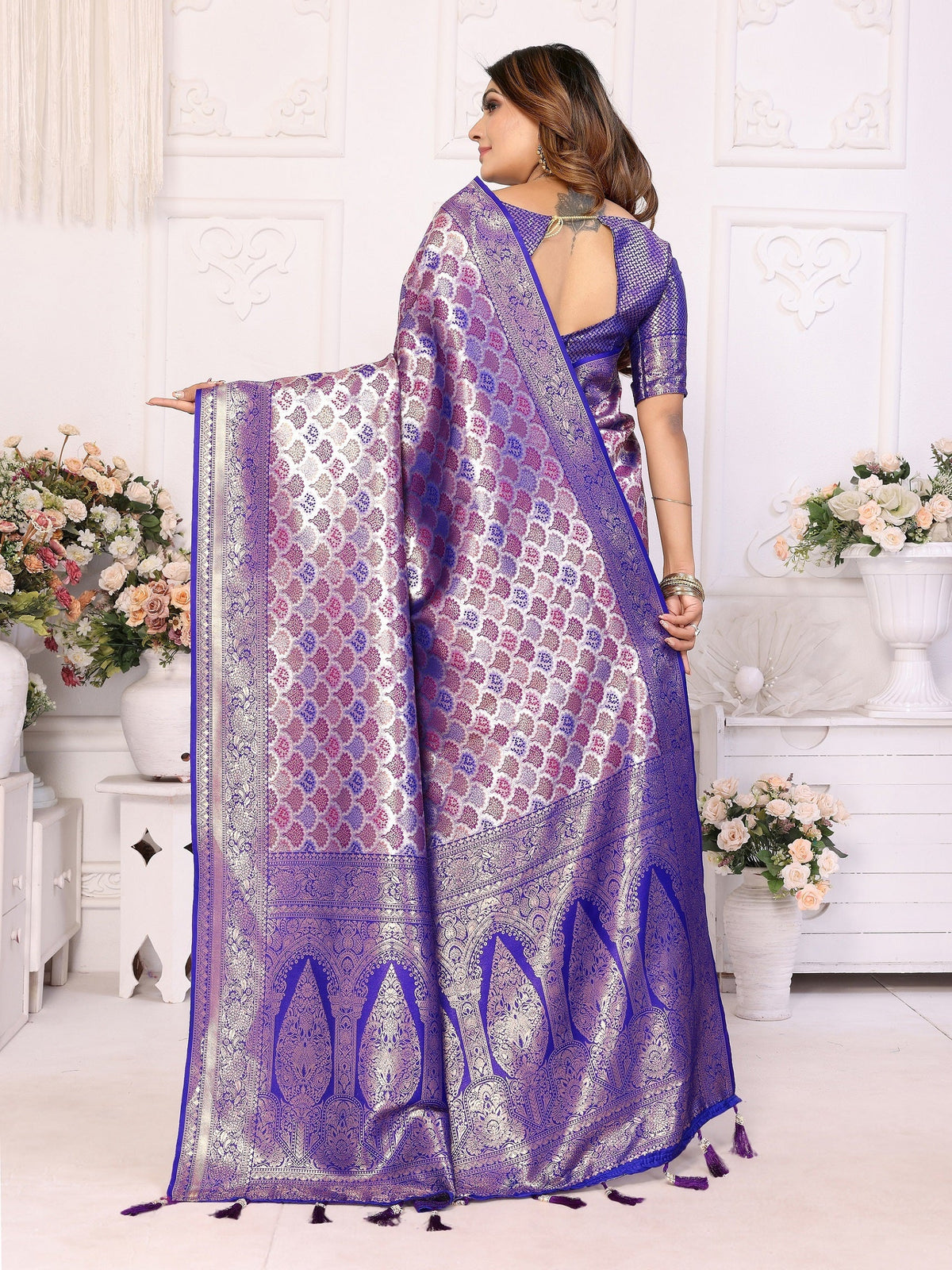 Vedant Vastram Soft Litchi Silk Kanjeevaram Silk Saree - Royal Blue | Grocsy