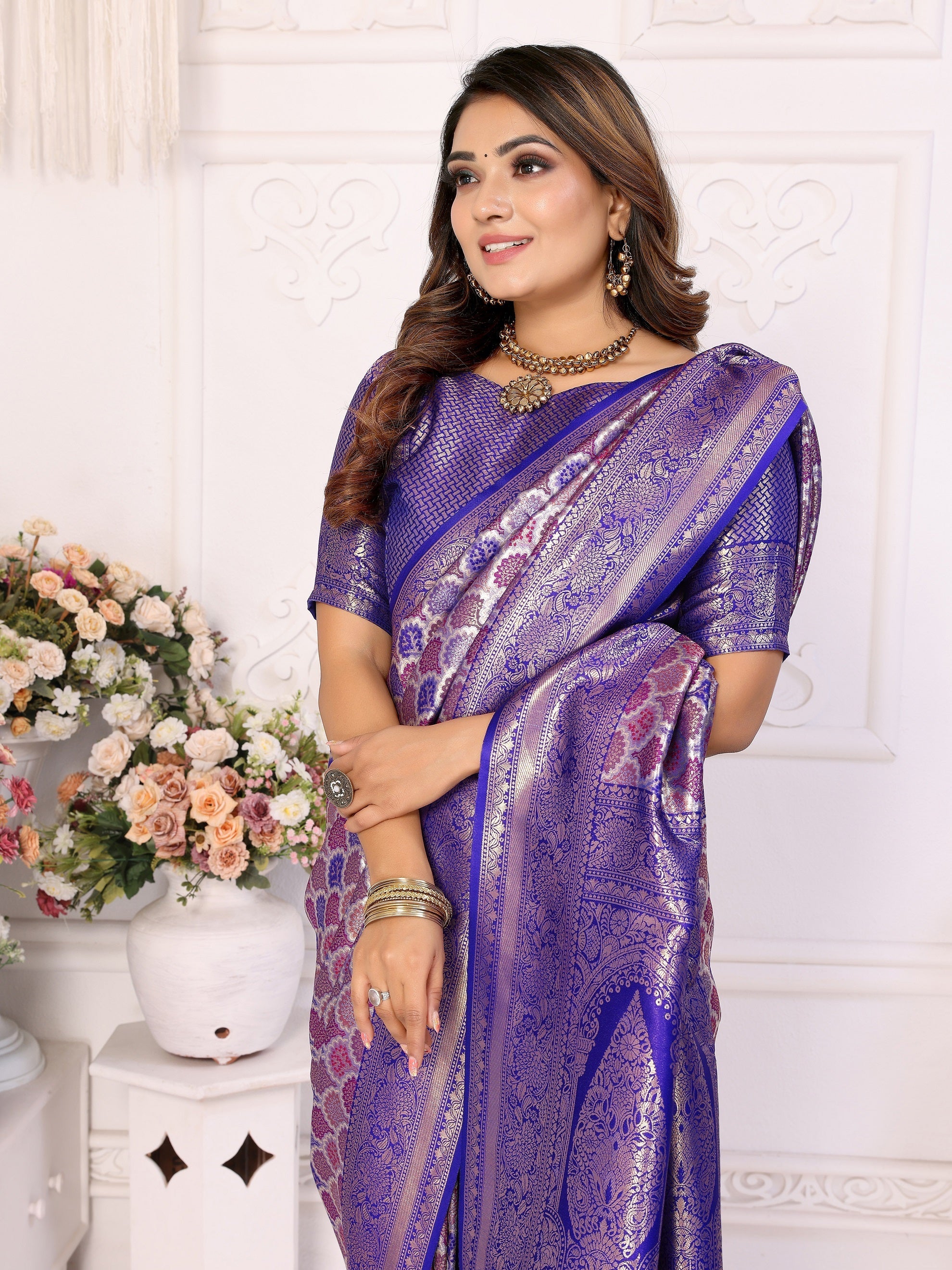 Vedant Vastram Soft Litchi Silk Kanjeevaram Silk Saree - Royal Blue | Grocsy