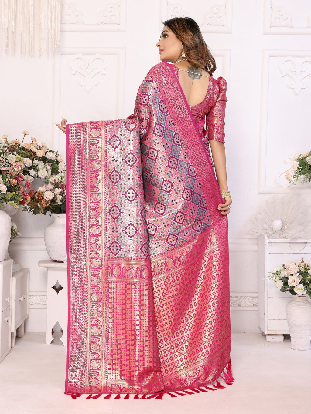 Vedant Vastram Soft Litchi Silk Kanjeevaram Silk Saree - Pink | Grocsy