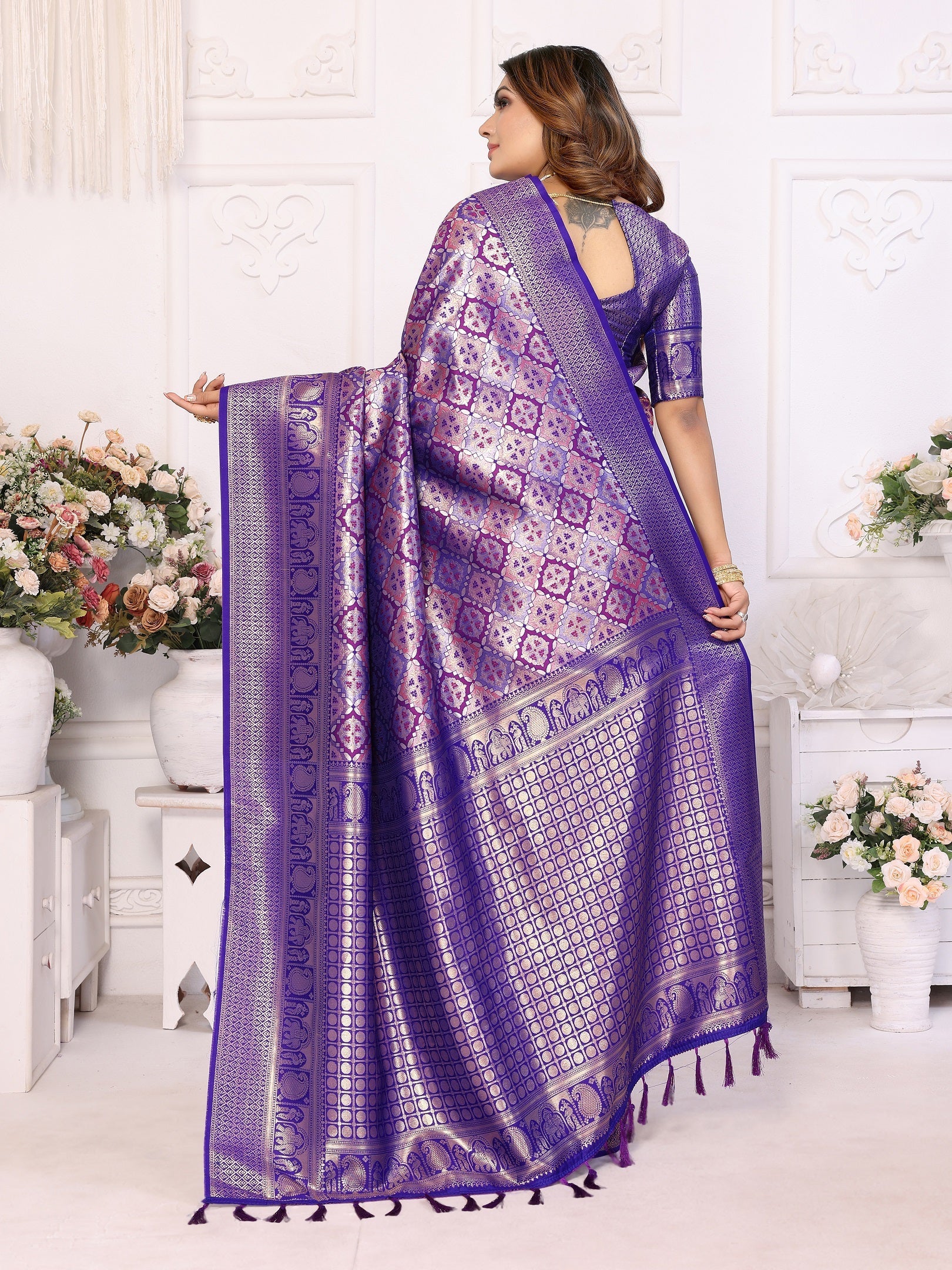 Vedant Vastram Soft Litchi Silk Kanjeevaram Silk Saree - Violet | Grocsy