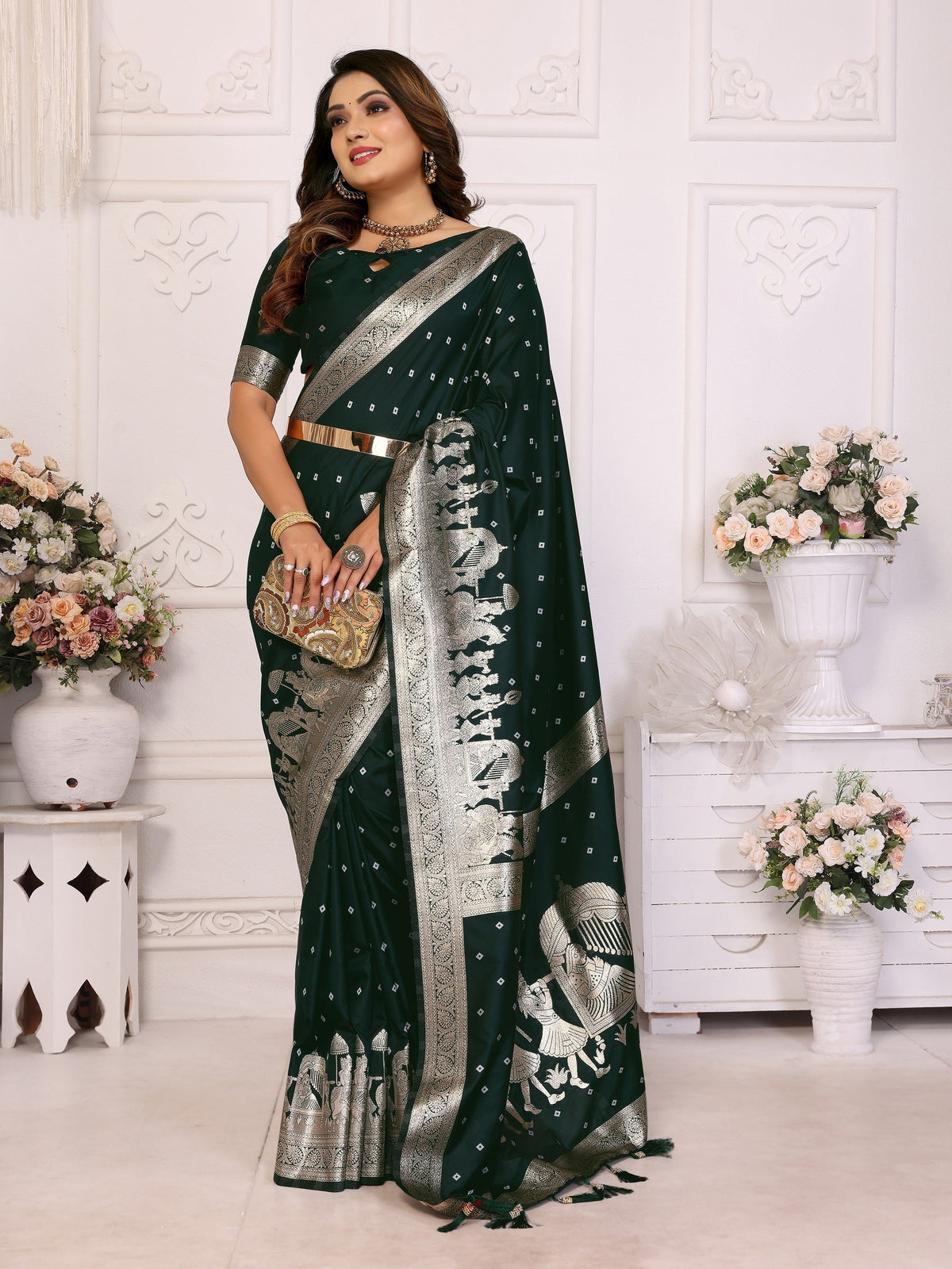 Vedant Vastram Soft Litchi Silk Banarasi Silk Saree - Green | Grocsy
