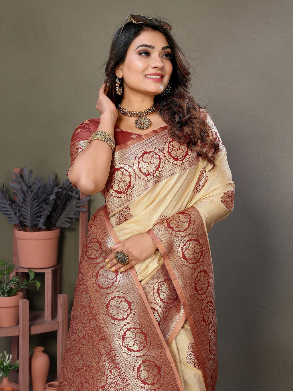 Vedant Vastram Viscose Silk Kanjeevaram Silk Saree - Maroon | Grocsy
