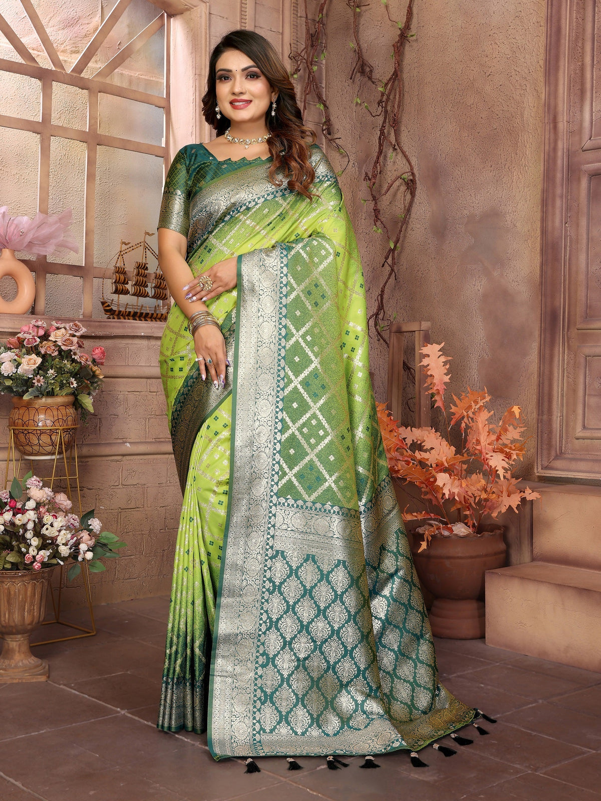 Vedant Vastram Soft Litchi Silk Kanjeevaram Silk Saree - Parrot | Grocsy