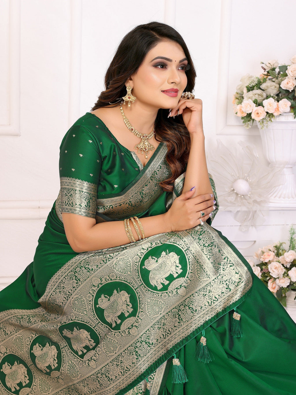 Vedant Vastram Soft Litchi Silk Banarasi Silk Saree - Green | Grocsy
