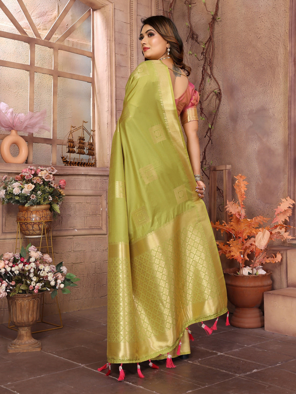 Vedant Vastram Soft Litchi Silk Banarasi Silk Saree - Olive | Grocsy