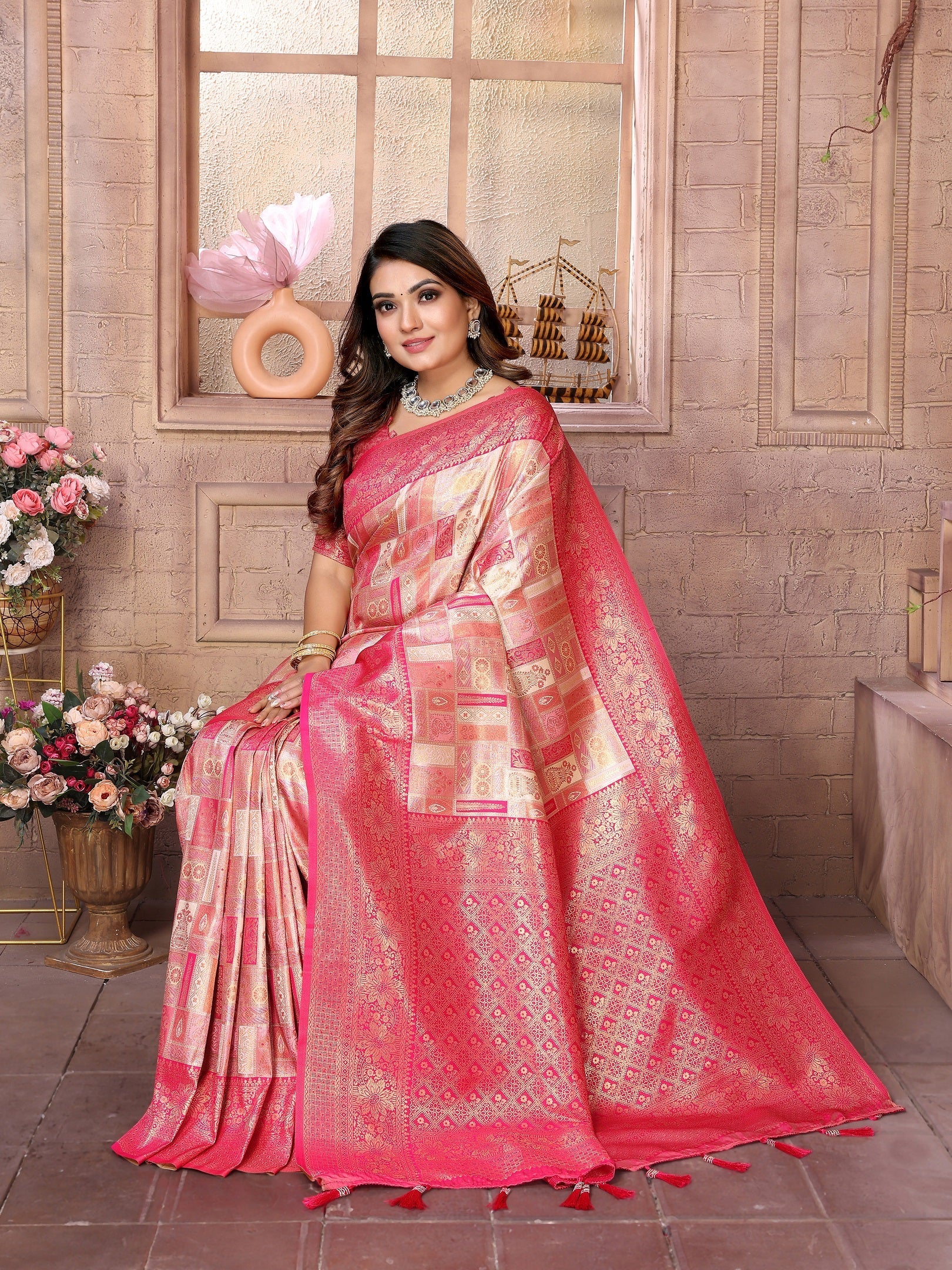 Vedant Vastram Soft Litchi Silk Kanjeevaram Silk Saree - Pink | Grocsy