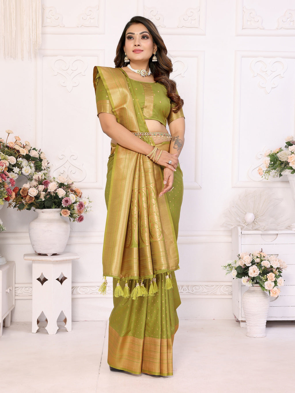Vedant Vastram Soft Litchi Silk Banarasi Silk Saree - Mahendi | Grocsy