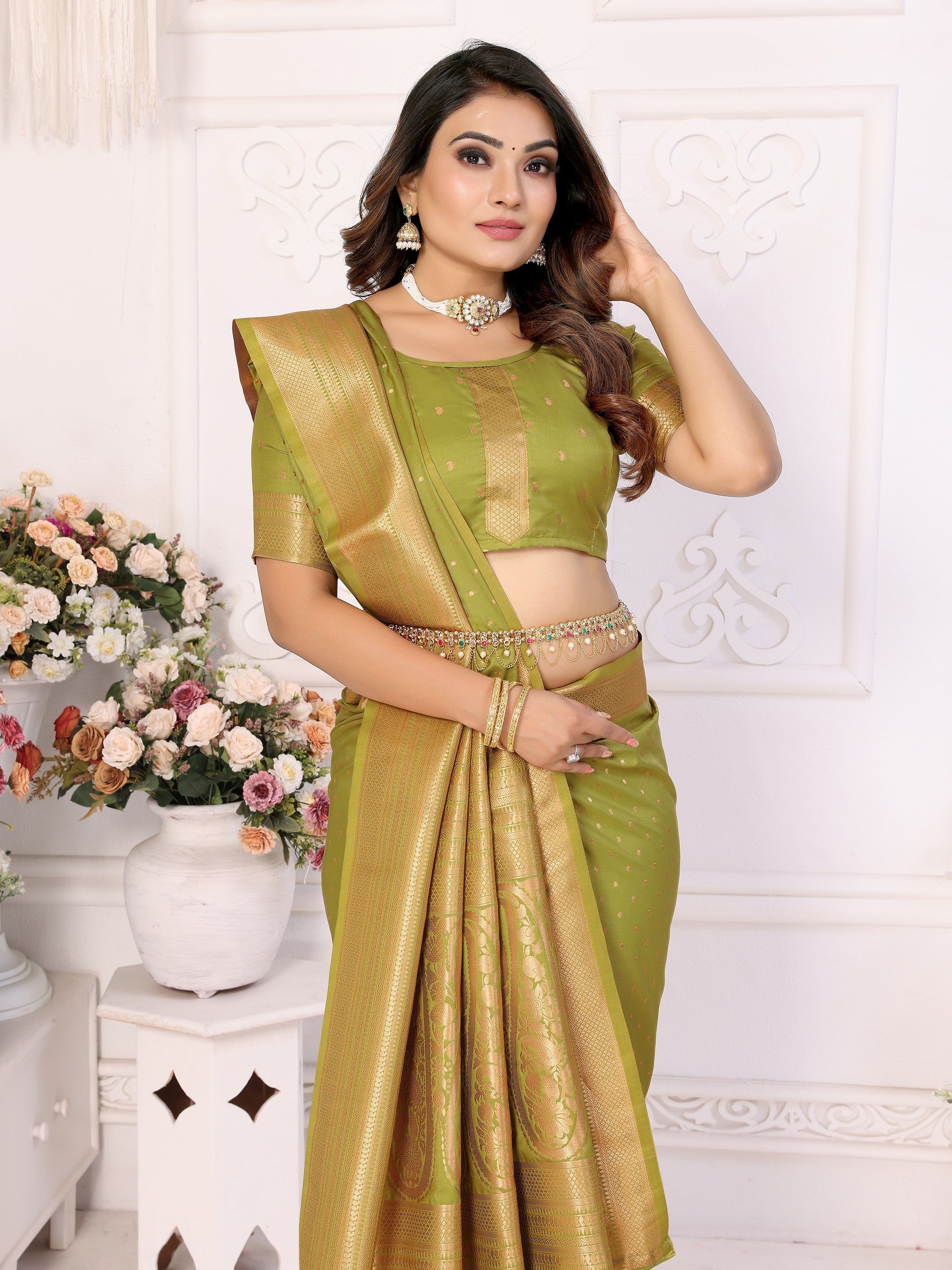 Vedant Vastram Soft Litchi Silk Banarasi Silk Saree - Mahendi | Grocsy
