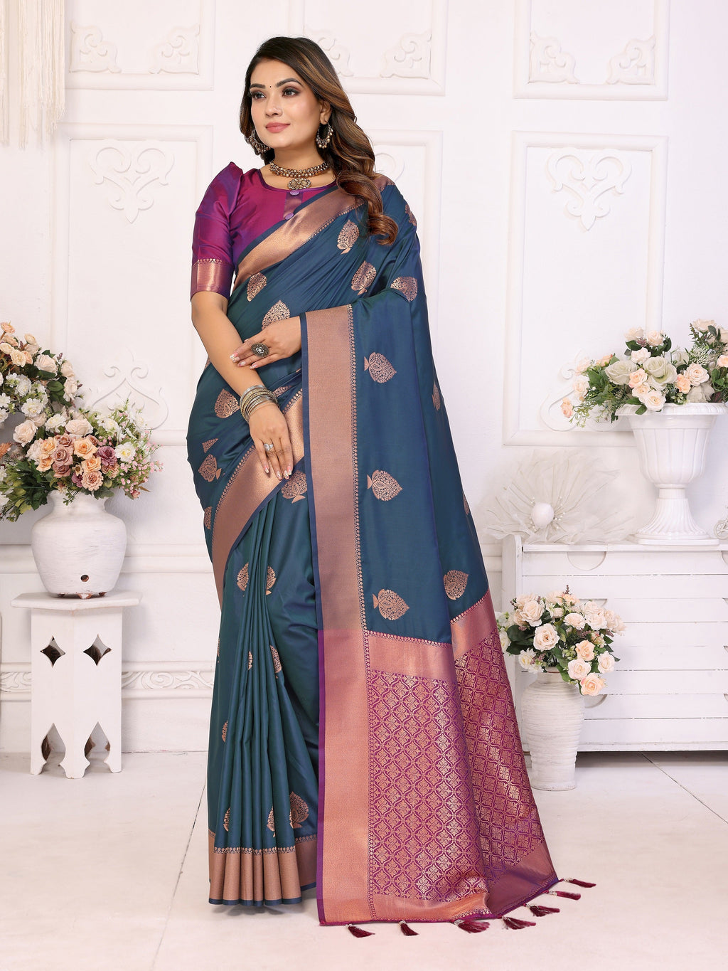Vedant Vastram Soft Litchi Silk Banarasi Silk Saree - Morpich | Grocsy