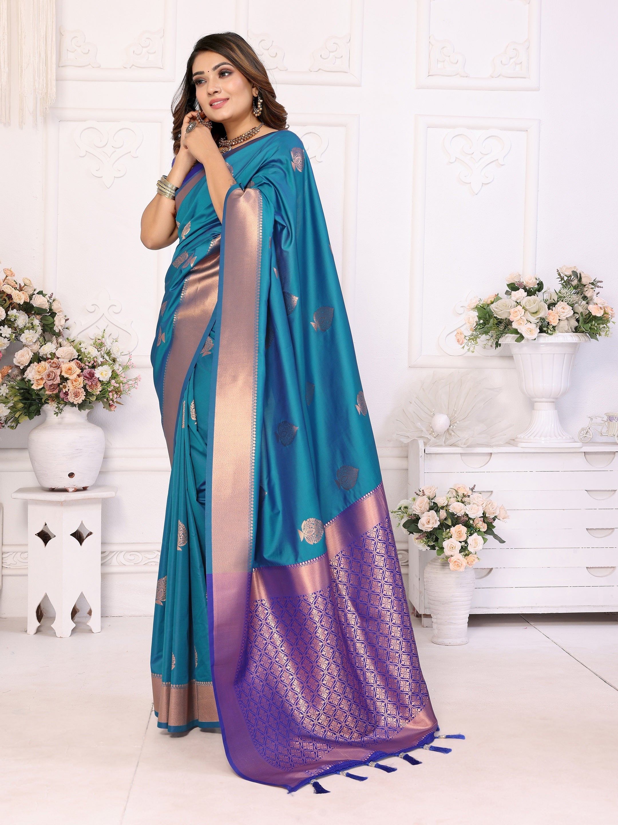 Vedant Vastram Soft Litchi Silk Banarasi Silk Saree - Rama | Grocsy