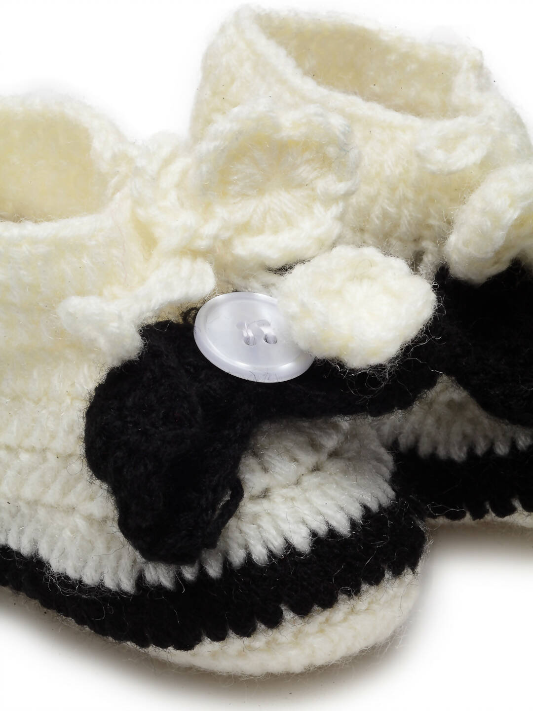 Chutput Kids Woollen Hand Knitted Self Desgin Booties - Cream | Grocsy