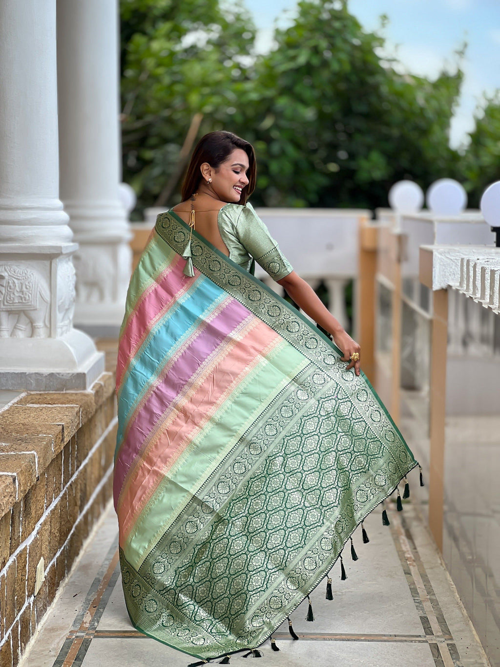 Vedant Vastram Soft Litchi Silk Fancy Jacquard Bollywood Saree - Green | Grocsy