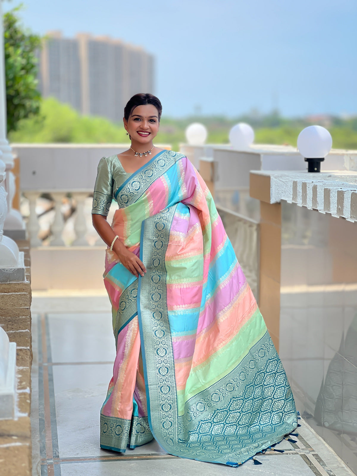 Vedant Vastram Soft Litchi Silk Fancy Jacquard Bollywood Saree - Morpich | Grocsy