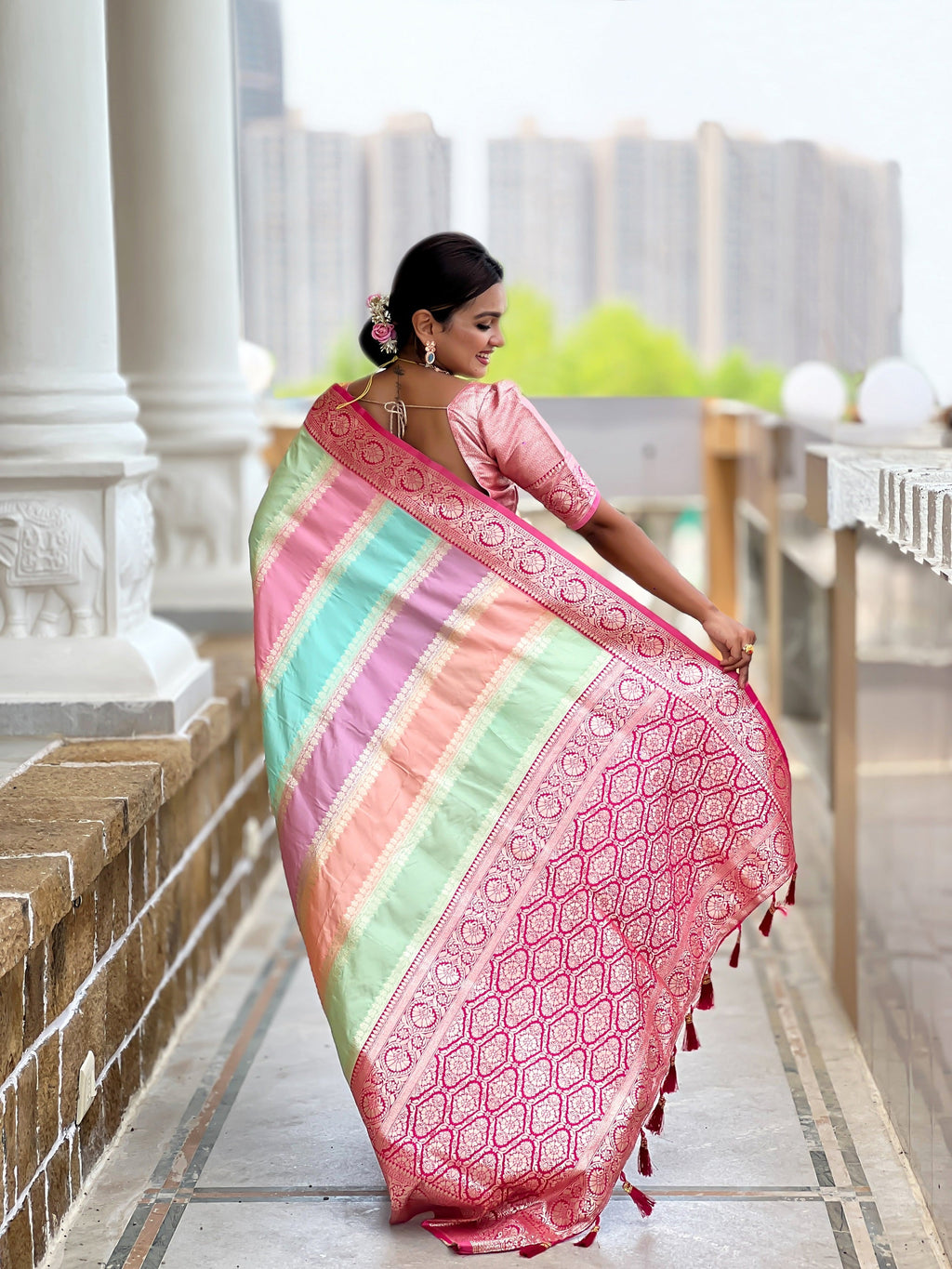 Vedant Vastram Soft Litchi Silk Fancy Jacquard Bollywood Saree - Pink | Grocsy