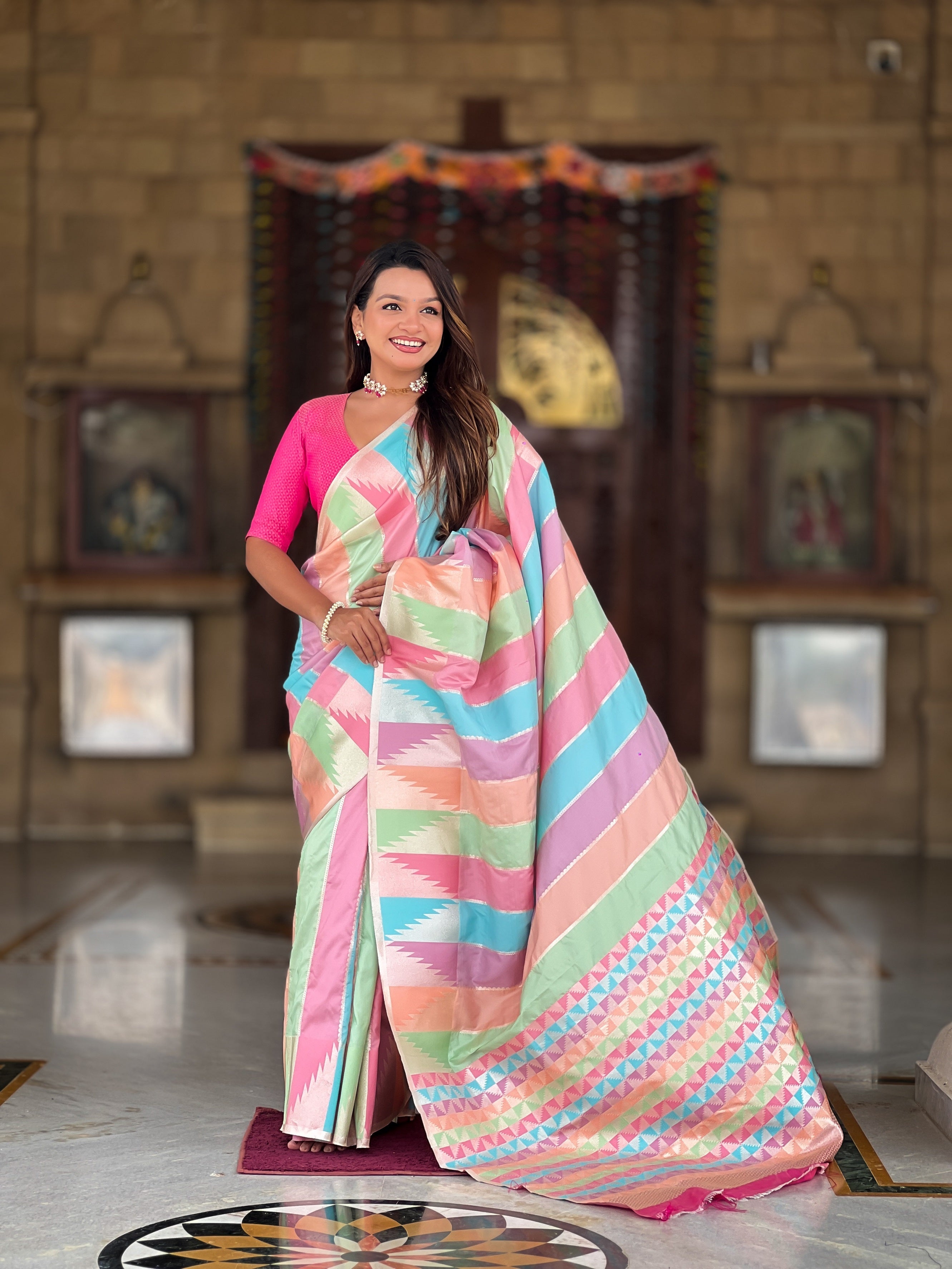 Vedant Vastram Soft Litchi Silk Fancy Jacquard Bollywood Saree - Pink | Grocsy