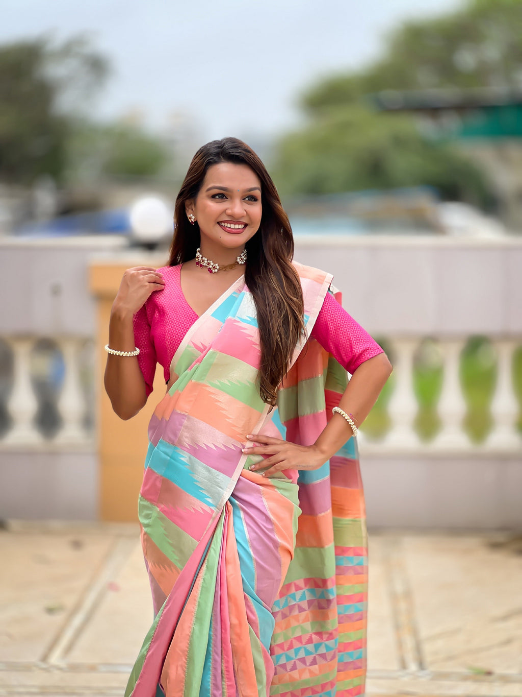 Vedant Vastram Soft Litchi Silk Fancy Jacquard Bollywood Saree - Pink | Grocsy