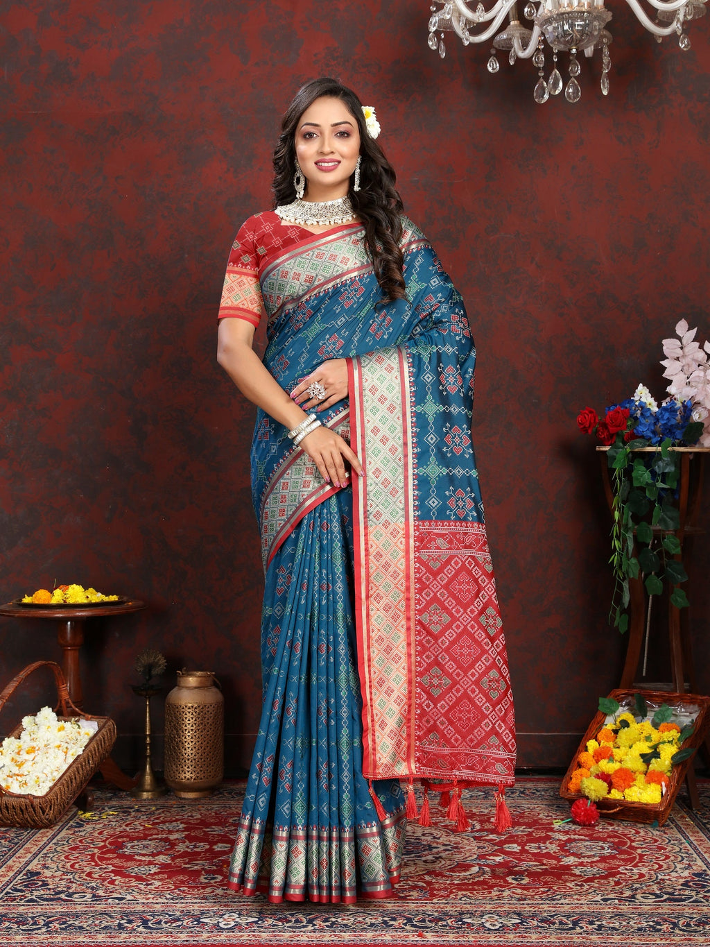 Vedant Vastram Navy Blue Color Kanjeevaram Patola Silk Saree - Navy Blue | Grocsy