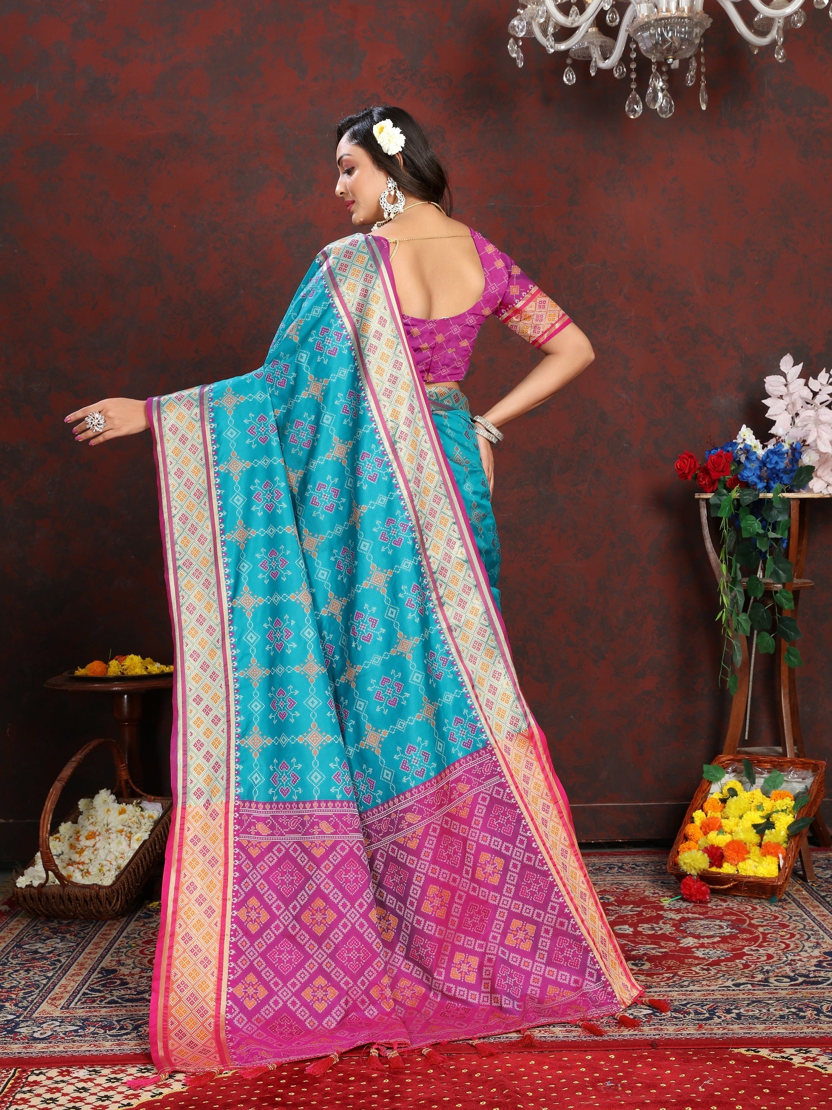 Vedant Vastram Rama Color Kanjeevaram Patola Silk Saree - Rama | Grocsy