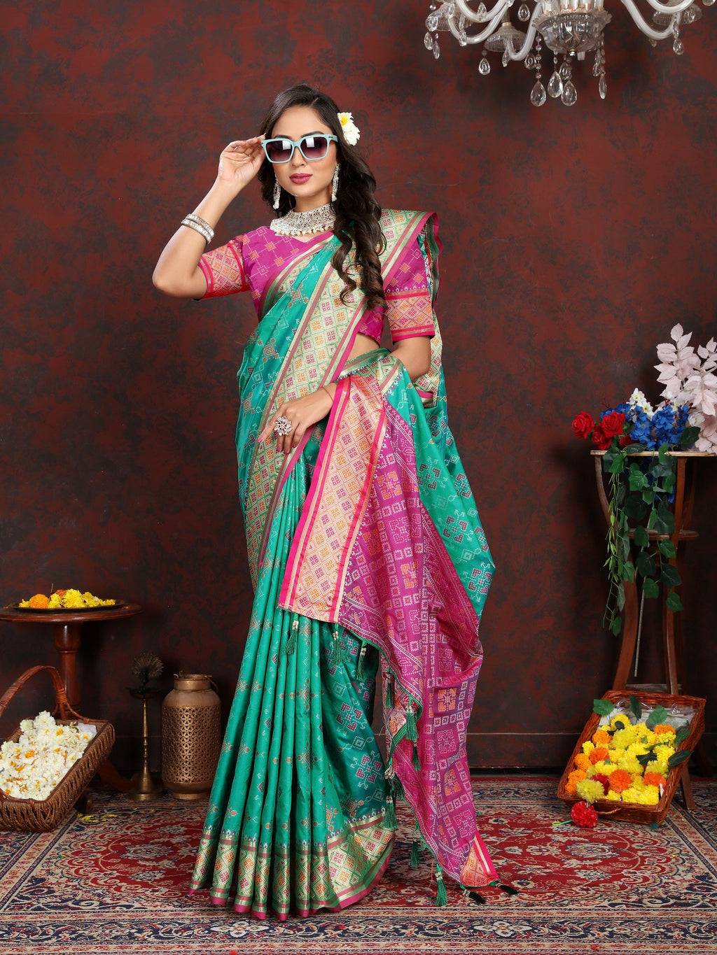 Vedant Vastram See Green Color Kanjeevaram Patola Silk Saree - See Green | Grocsy
