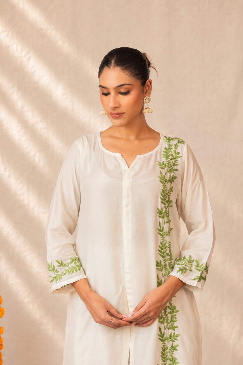 Gharana India Natural Muslin Green Leaf Pattern Short Kurta Set | Grocsy