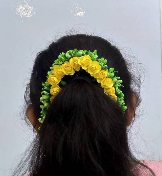 Yellow & Green Hair Gajra | Grocsy