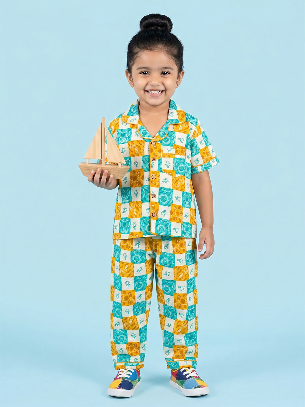 Breathables Woven Cotton Half Sleeves Checks Shirt & Pyjama Multicolour | Grocsy