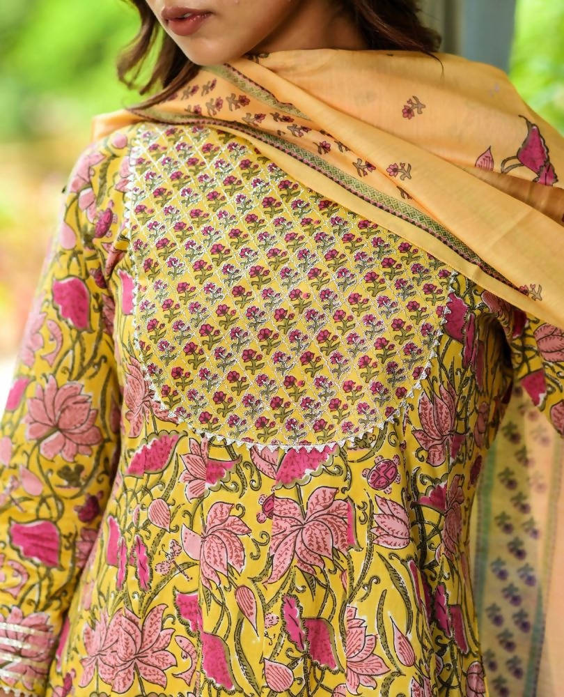 Yufta Women Yellow Floral Printed Pure Cotton Anarkali Kurta with Trouser & With Dupatta | Grocsy