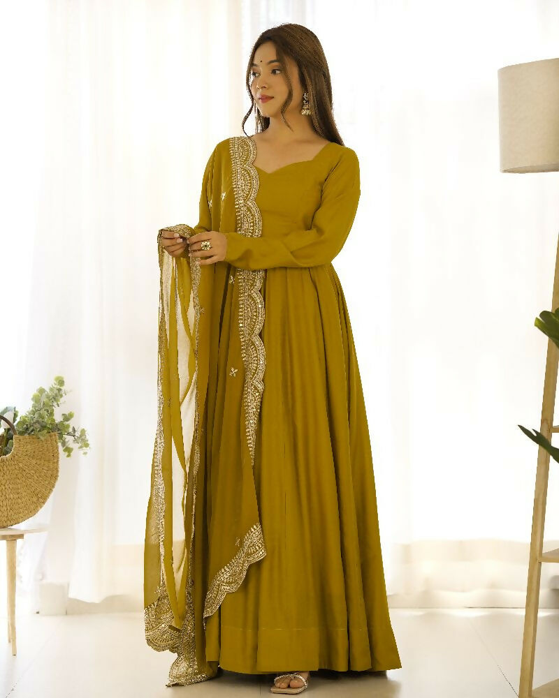 Joban Fashion Mehndi Kurta Set Chanderi Sequence Embroidery Work | Grocsy