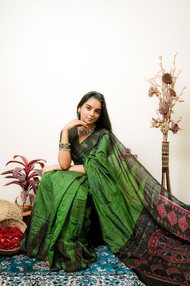 khanduapata Meadow Green Plain Cotton Saree For Women | Grocsy