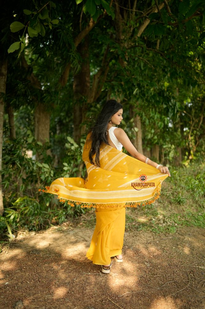 khanduapata White & Mustard Yellow Leaf Pattern Cotton Saree For Women | Grocsy