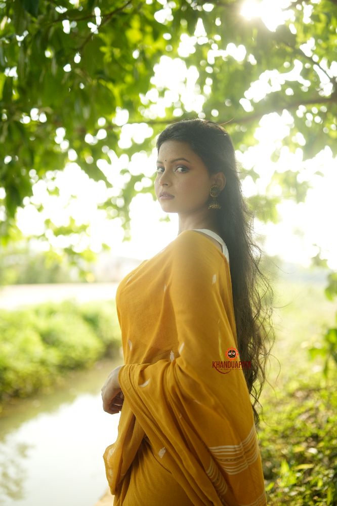 khanduapata White & Mustard Yellow Leaf Pattern Cotton Saree For Women | Grocsy