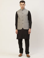 Jompers Men Grey Solid Nehru Jacket | Grocsy