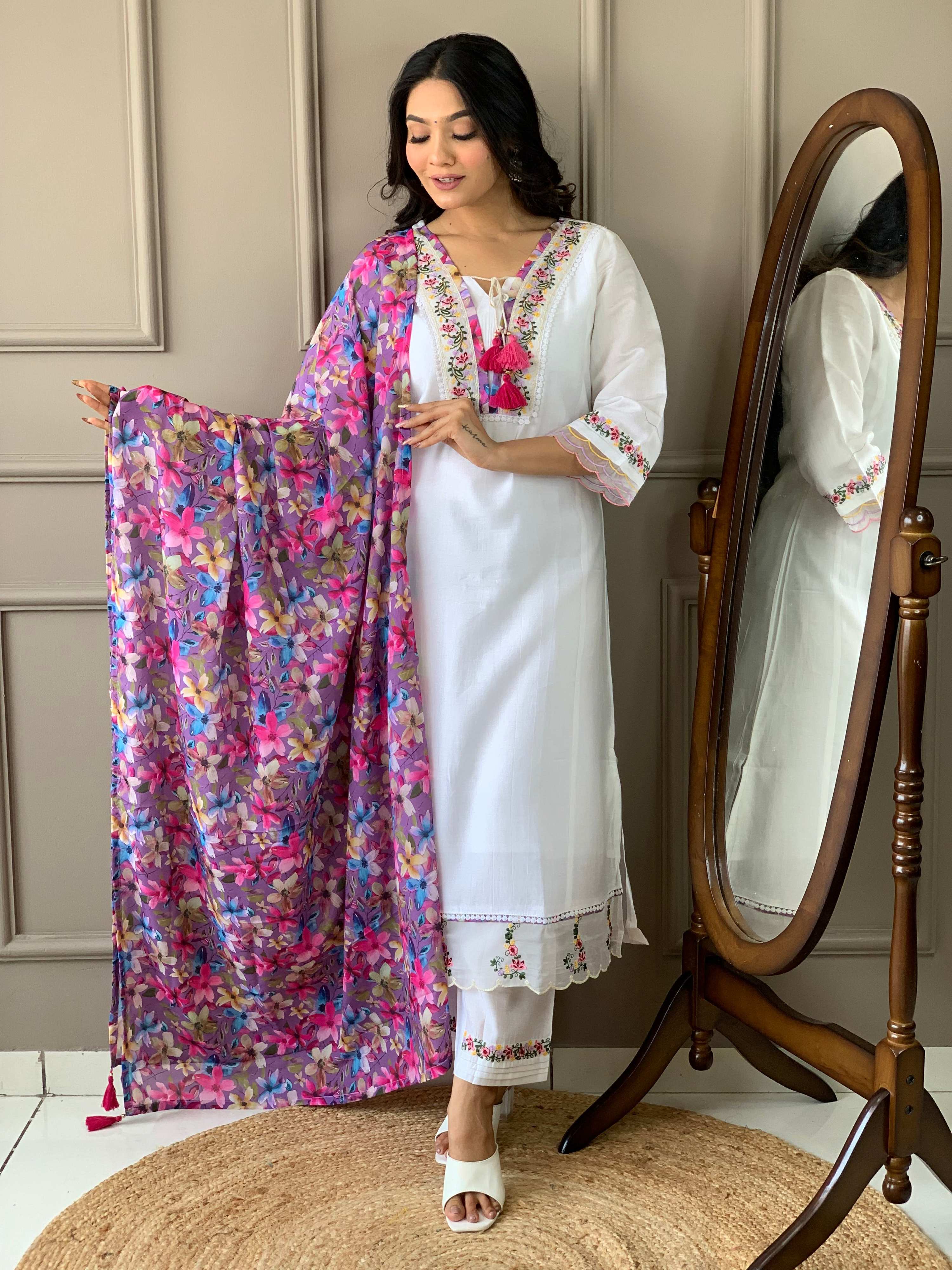 The52 Women White Chanderi Embroidered Kurta Pant Dupatta Set | Grocsy