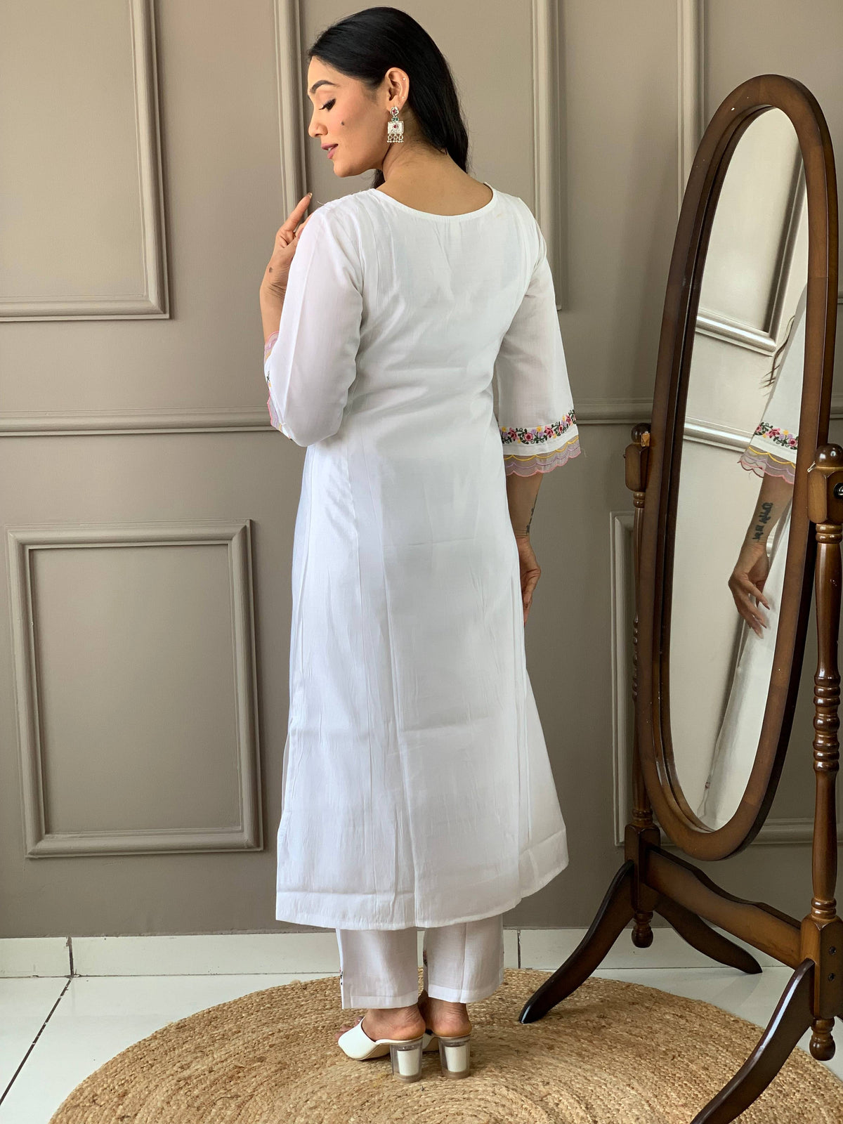 The52 Women White Chanderi Embroidered Kurta Pant Dupatta Set | Grocsy