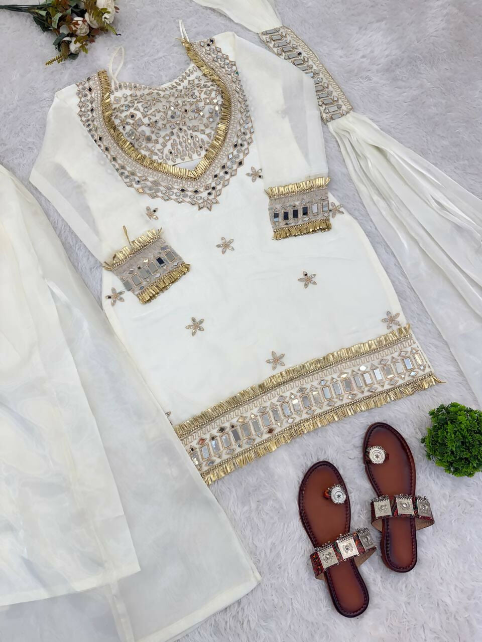 Teeya Creation New Trendy Stylish Real Mirror Work With Lace Border White Kurta Set | Grocsy
