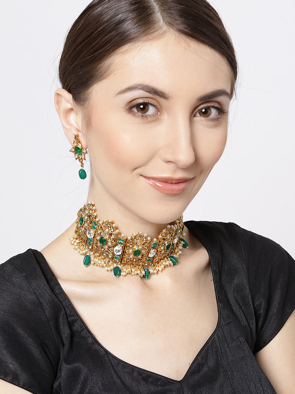 Priyaasi Women Emerald Beads Kundan Gold-Polished Floral Jewellery Set - Noz2Toz