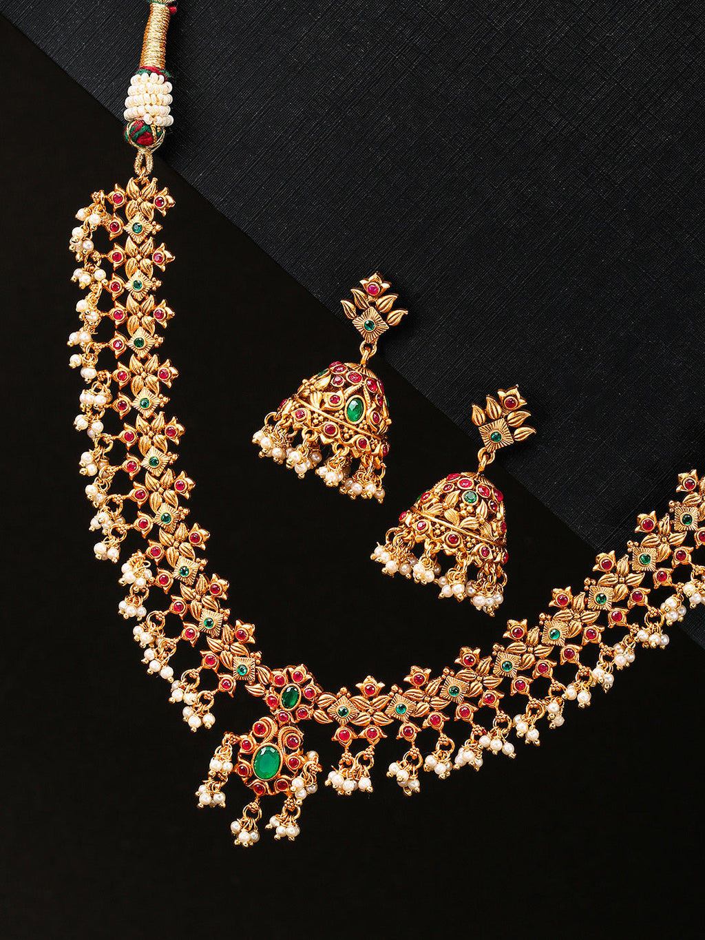 Priyaasi Women Kemp Stones Pearls Gold-Polished Floral Jewellery Set - Noz2Toz