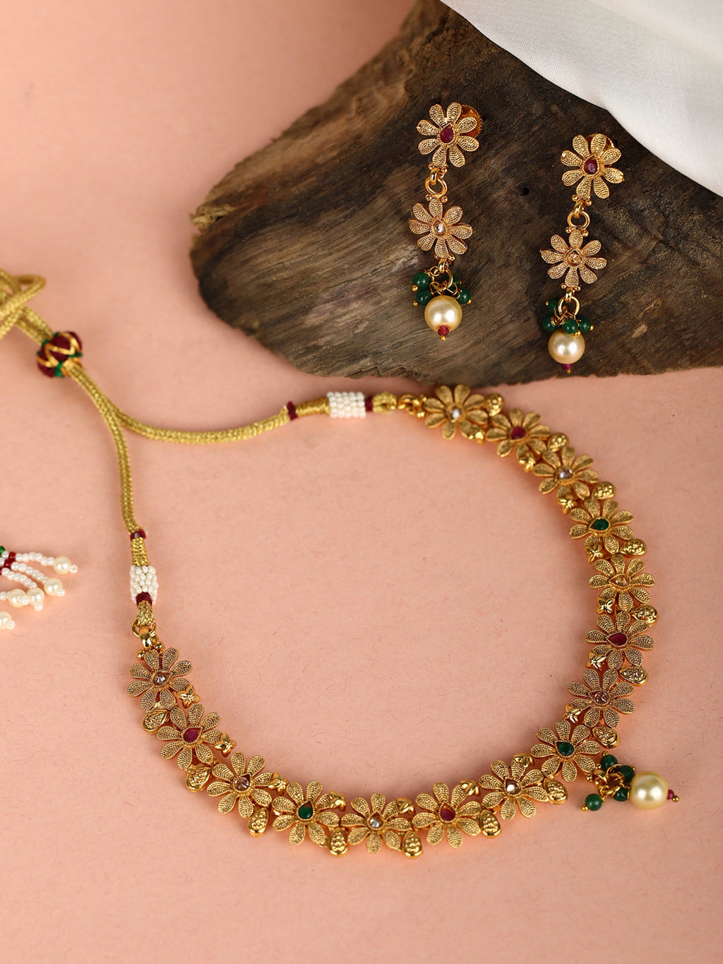 Priyaasi Women Ruby Emerald Stones Pearls Gold-Polished Floral Jewellery Set - Noz2Toz