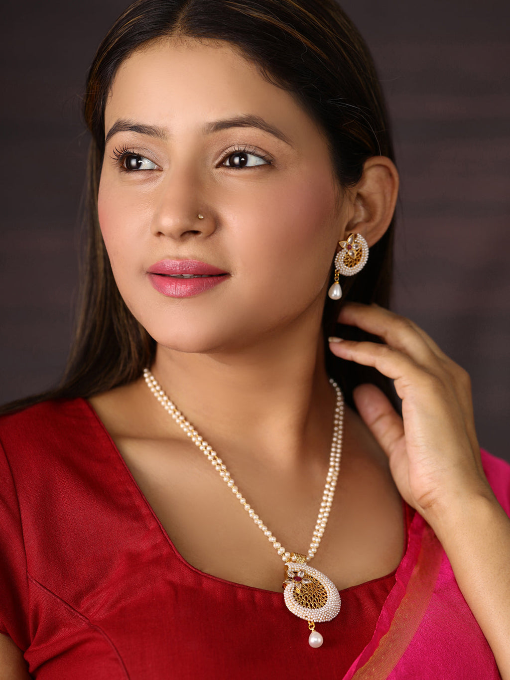 Priyaasi Women Pearls Beads Gold-Polished Floral Jewellery Set - Swadesiicart