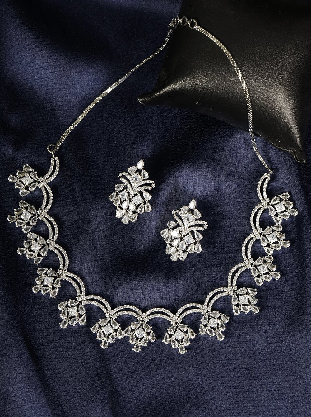 Priyaasi Women American Diamond Silver Plated Floral Jewellery Set - Noz2Toz